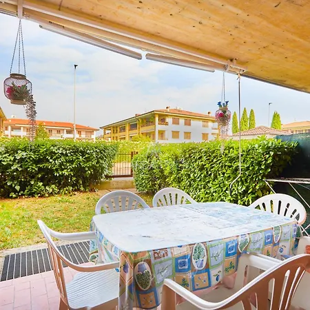 Luna - Giardino Privato E Piscina A Apartment